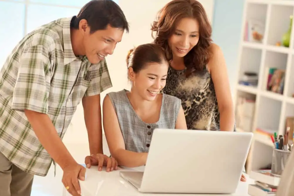 College Financial Planning & Admissions Counselling